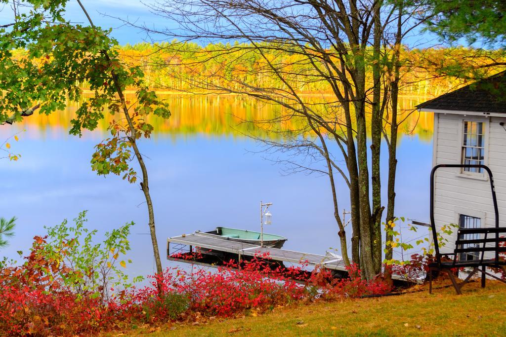 Wolf Cove Inn Poland Екстериор снимка